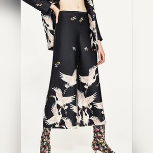 Elegant Black Wide Leg Pants with Crane Print